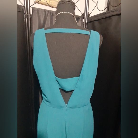 BcbgMaxAziria Camellia Women's Teal Green Sleeveless Jumpsuit Size Small - Picture 6 of 11